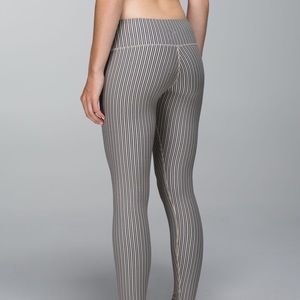 Lululemon Size 4 Wunder Under Pinstripe Pant